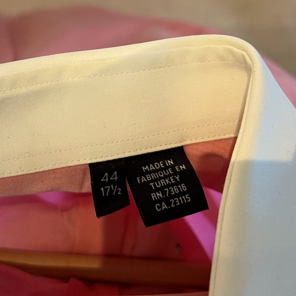 Hugo Boss Salmon Dress Shirt for Summer - Picture 5 of 8